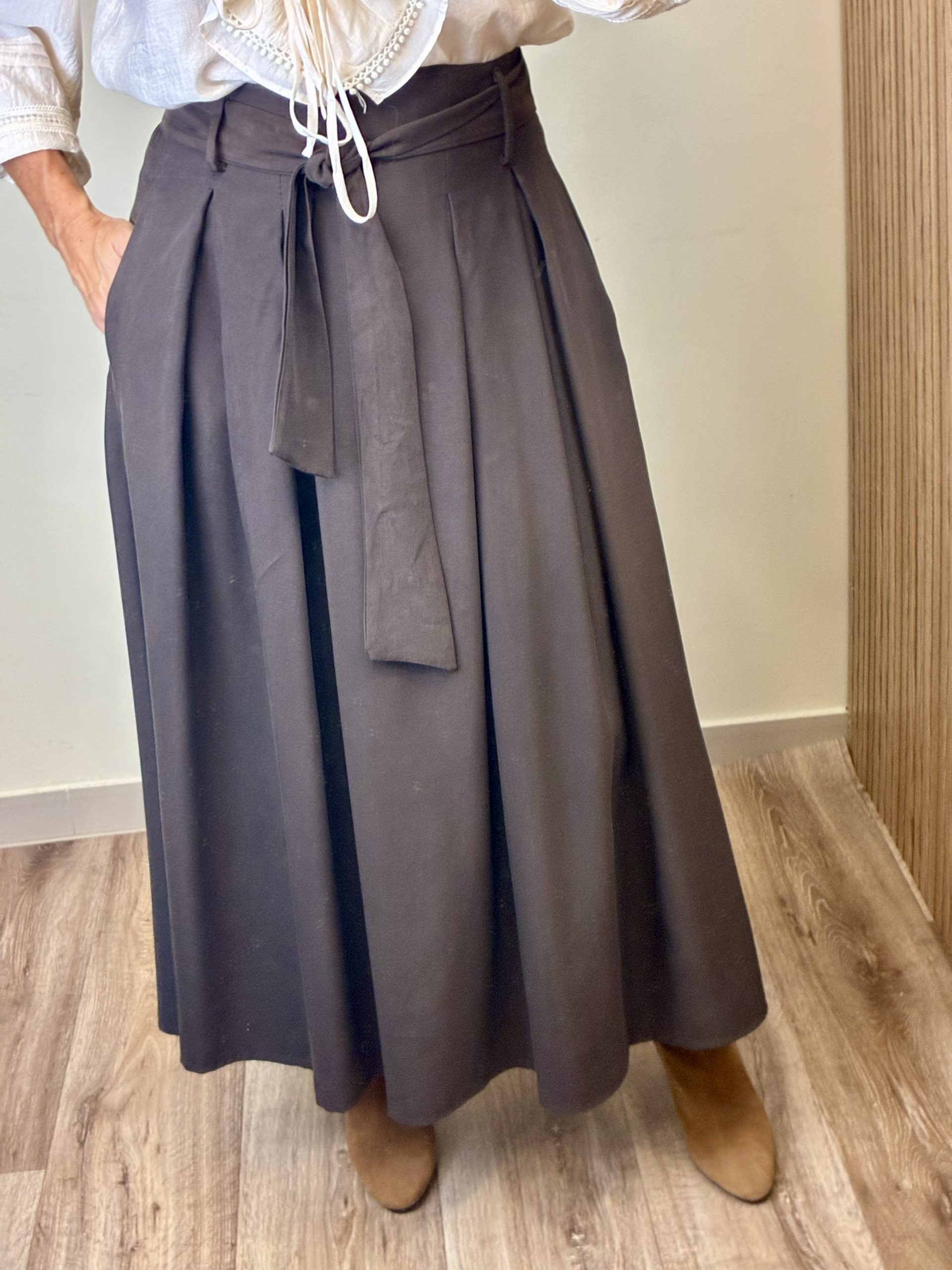 FALDA MIDI PLIEGUES ZAIDA