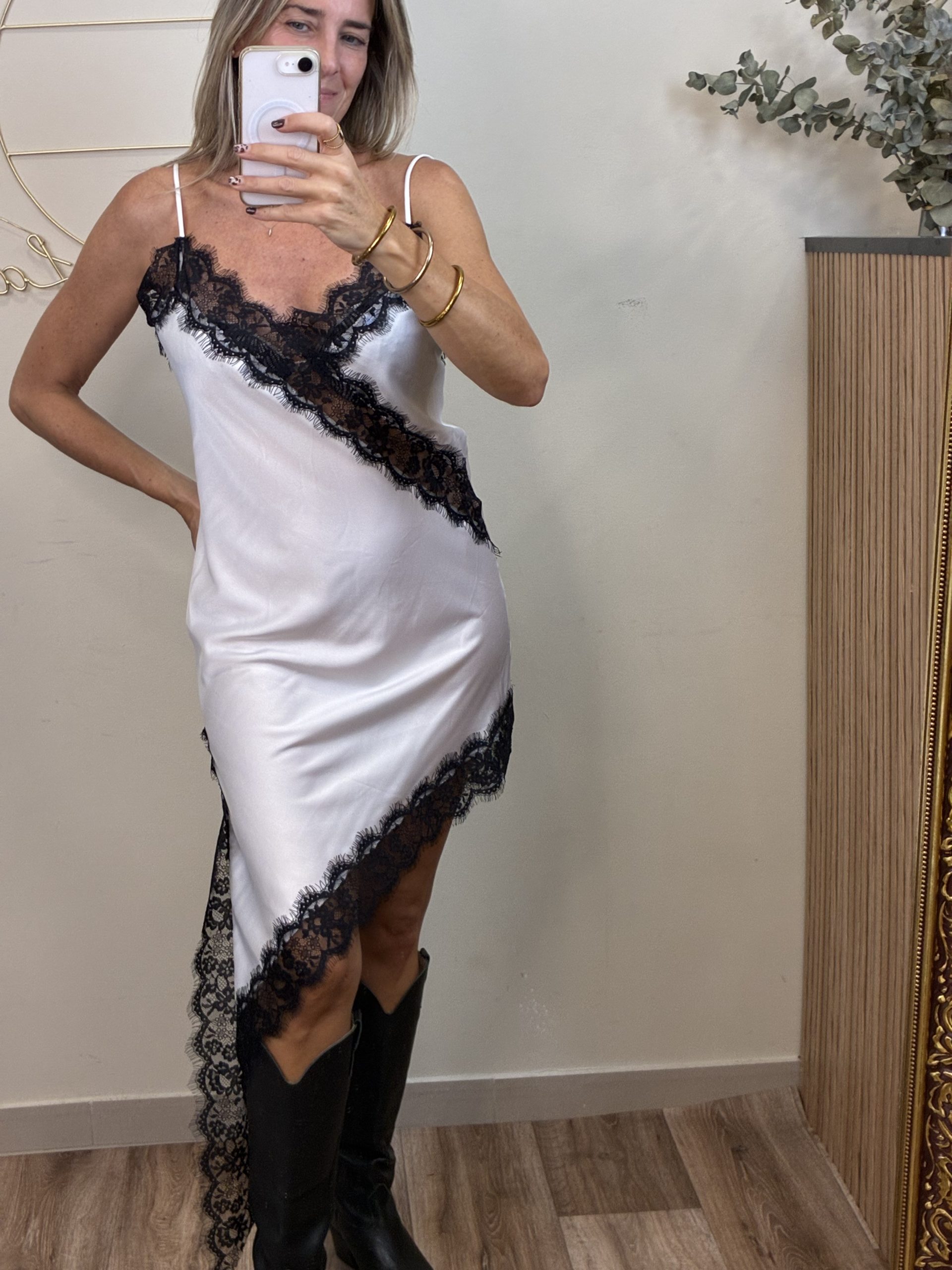 VESTIDO LENCERO SATÉN